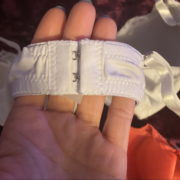 34C Bra Bundle - Picture 4 of 7